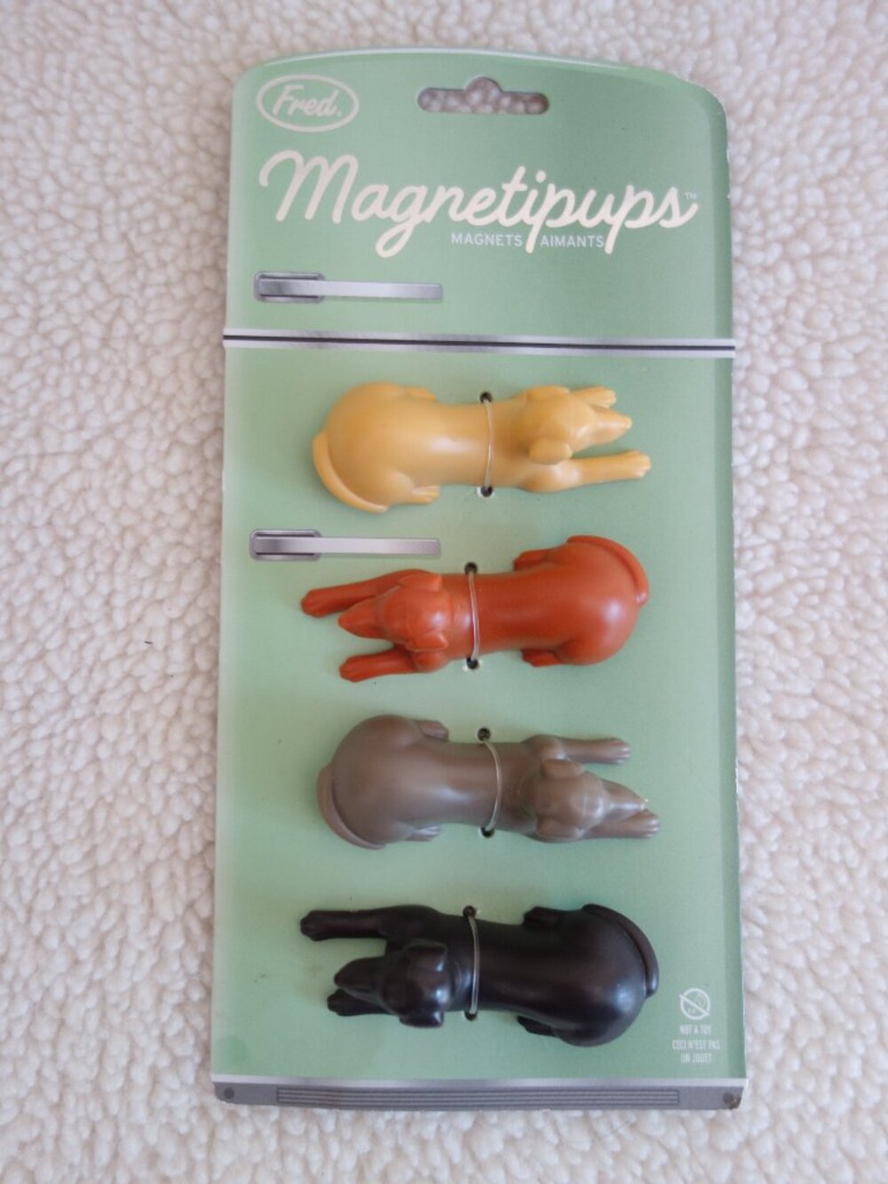 New FRED Magnetipups Refrigerator Magnets – 4 dogs